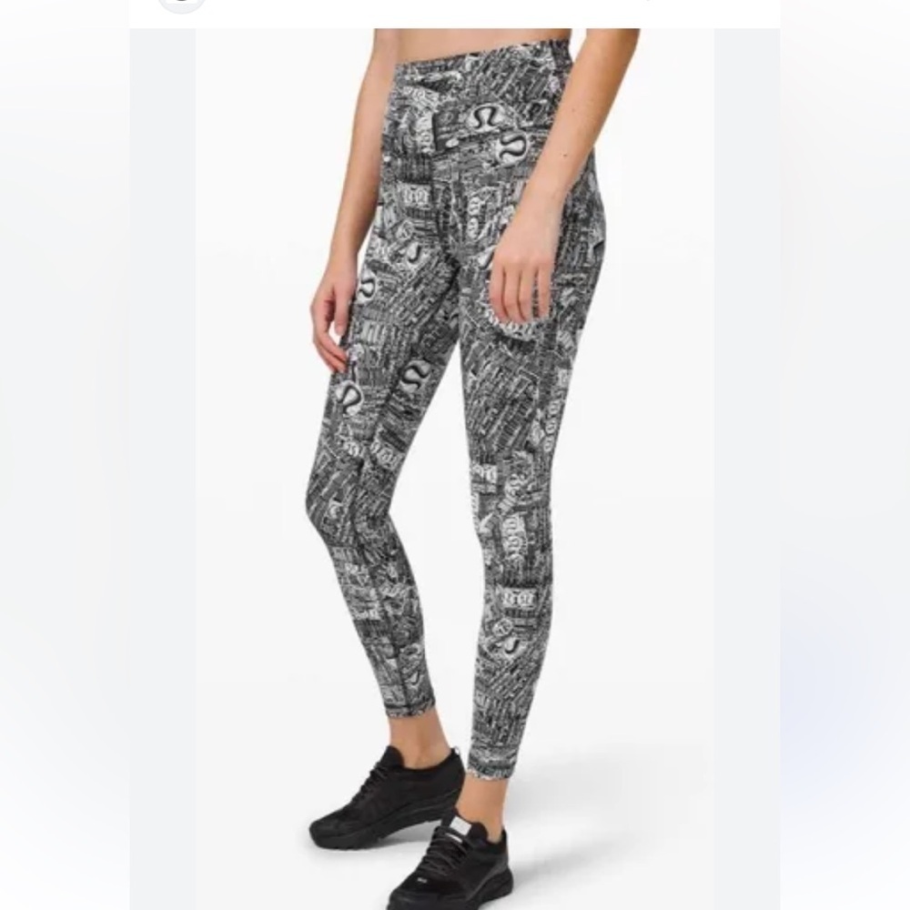 Lululemon legging wunder train with lululemon logo